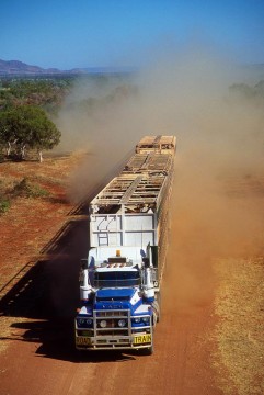 Raod train w Australii