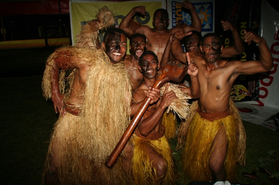 23. FIDŻI, Suva. Wokół panuje ogólna atmosfera radości i zabawy. (Fot. Tomek Biskup)