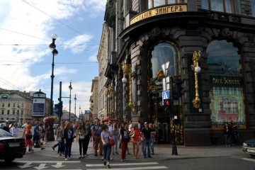 Zabytkowa kamieniaca w centrum Petersburga