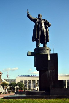 Pomnik Lenina w Sankt Petersburgu
