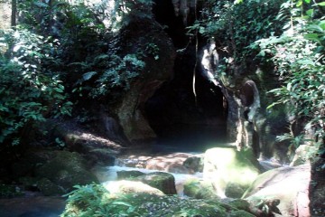 Święta jaskinia Majów w Belize