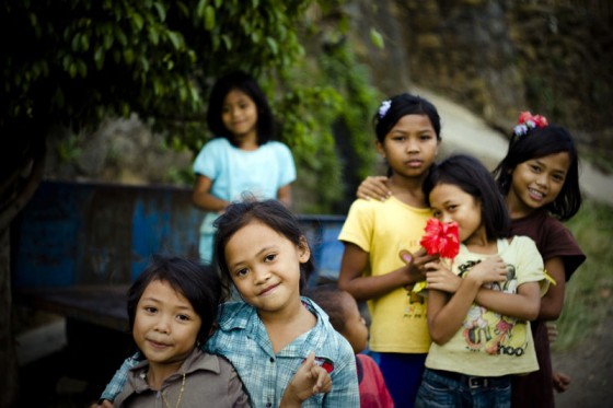 Dzieci z indonezyjskiej wyspy Lombok