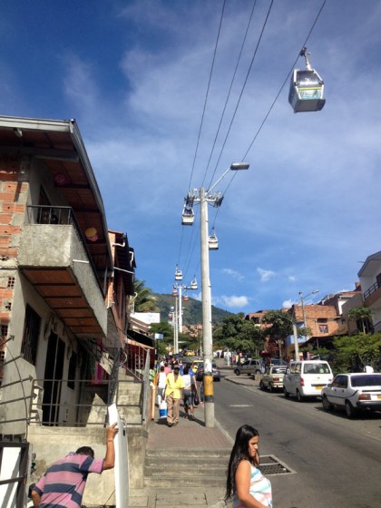 Nadziemna kolejka w Medellin w Kolumbii