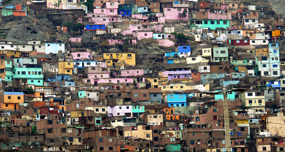 Lima - kolorowe domki w stolicy Peru